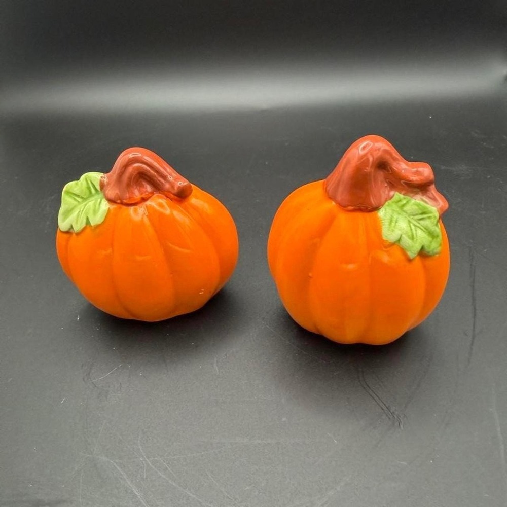Orange pumpkin salt and pepper shakers Fall Thanksgiving Holiday